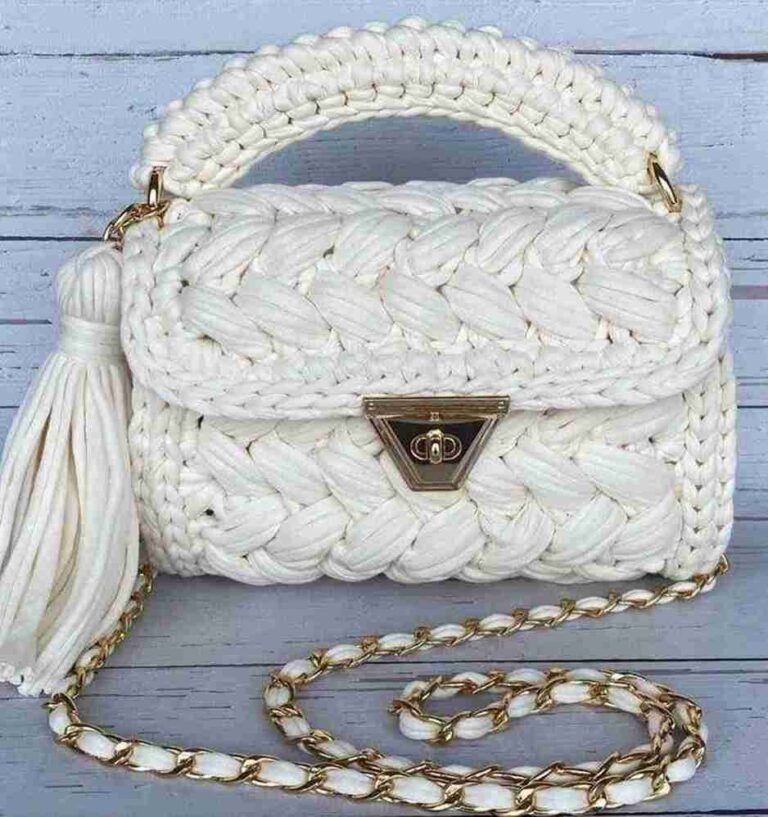 versatile yarn bag- prefect for knitting and craft storage