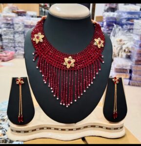 pearl red necklace